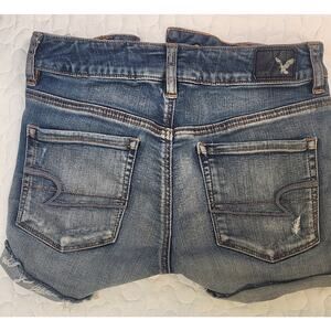 Y2K AEO Super Stretch Blue Denim Shorts size 2 24 25 trend Indie American Eagle